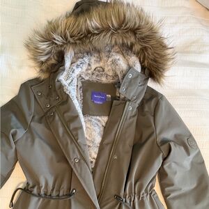 Seraphine Olive Fur-Trimmed maternity jacket